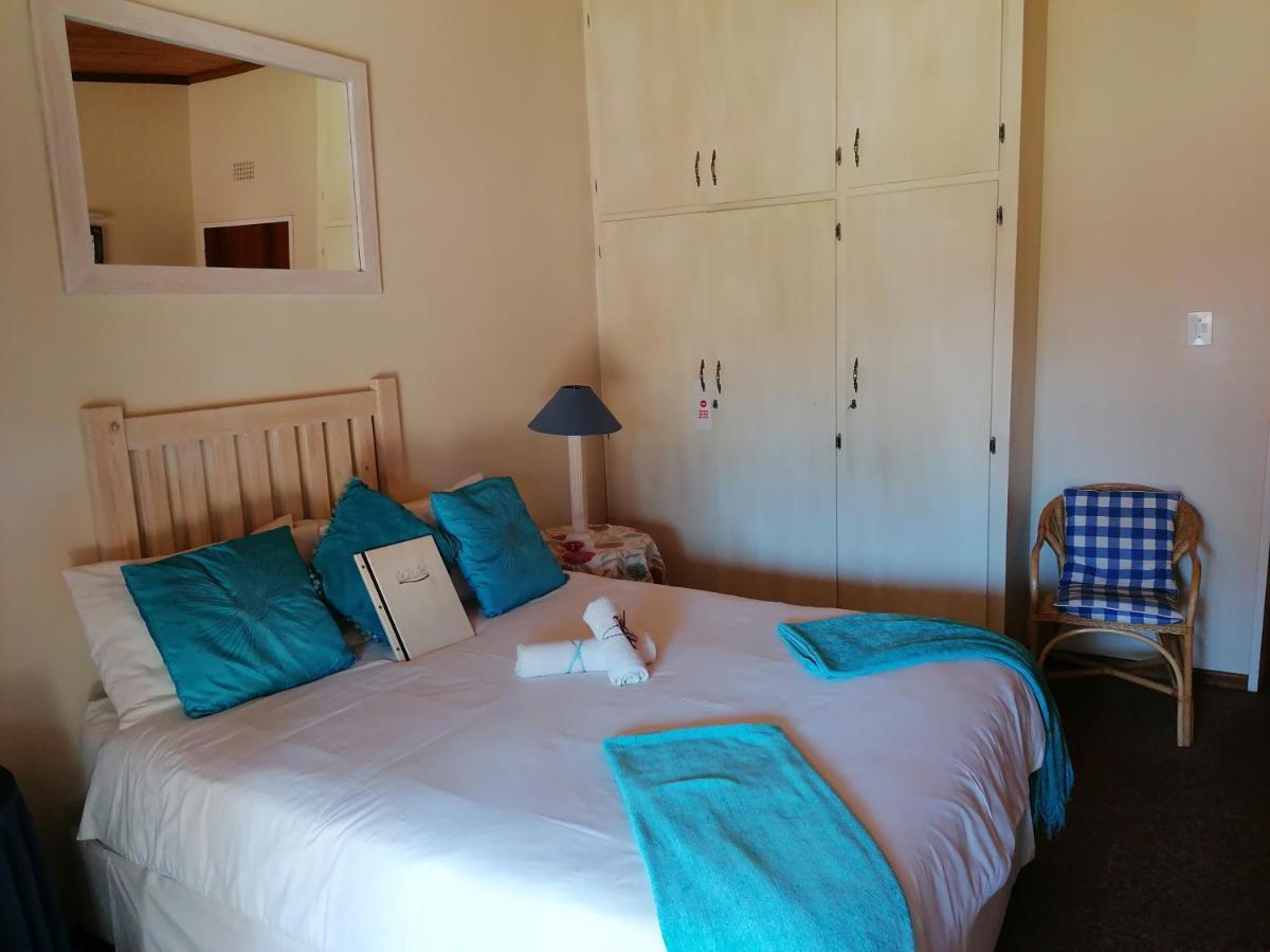 Culdesac Guesthouse Оудсхорн Екстериор снимка