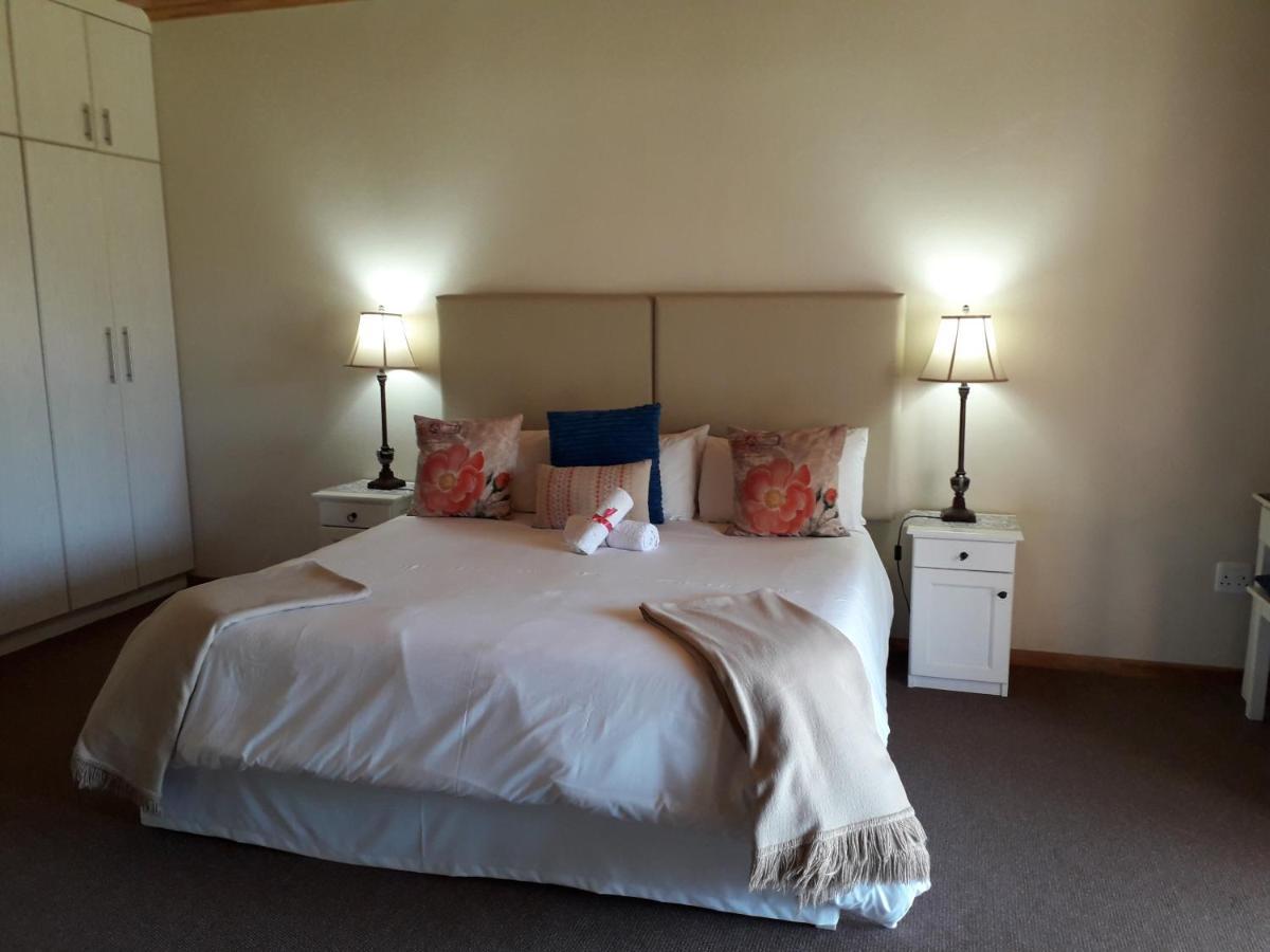 Culdesac Guesthouse Оудсхорн Екстериор снимка