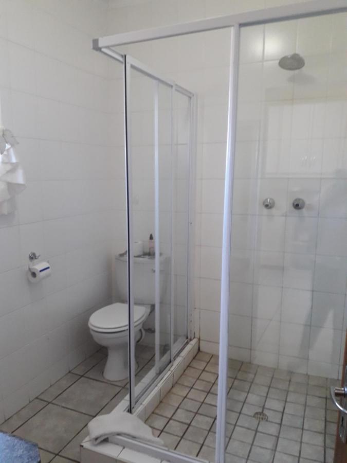 Culdesac Guesthouse Оудсхорн Екстериор снимка